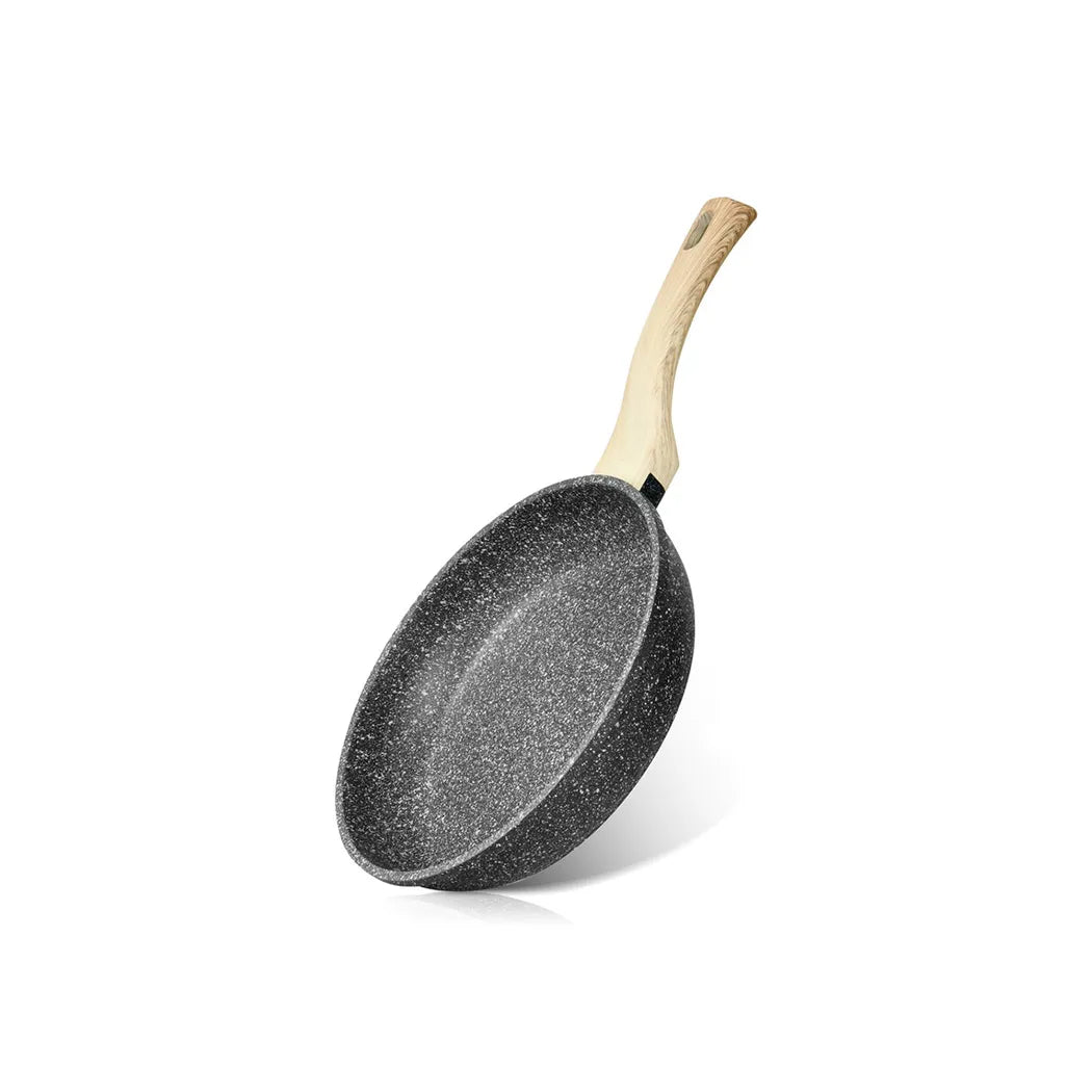 Aluminium Non-Stick Coated Steel With Induction Bottom in Black Color, 47 x 6 x 28 cm