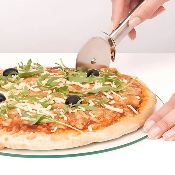 brabantia-brilliant-steel-pizza-pastry-cutter