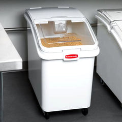 Rubbermaid Ingredient Bin With Scoop 79L