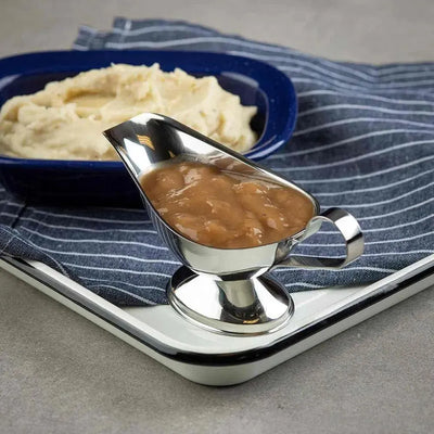 Tablecraft 7805 Stainless Steel Traditional Sauce Boat 17 x 8 x 8 cm